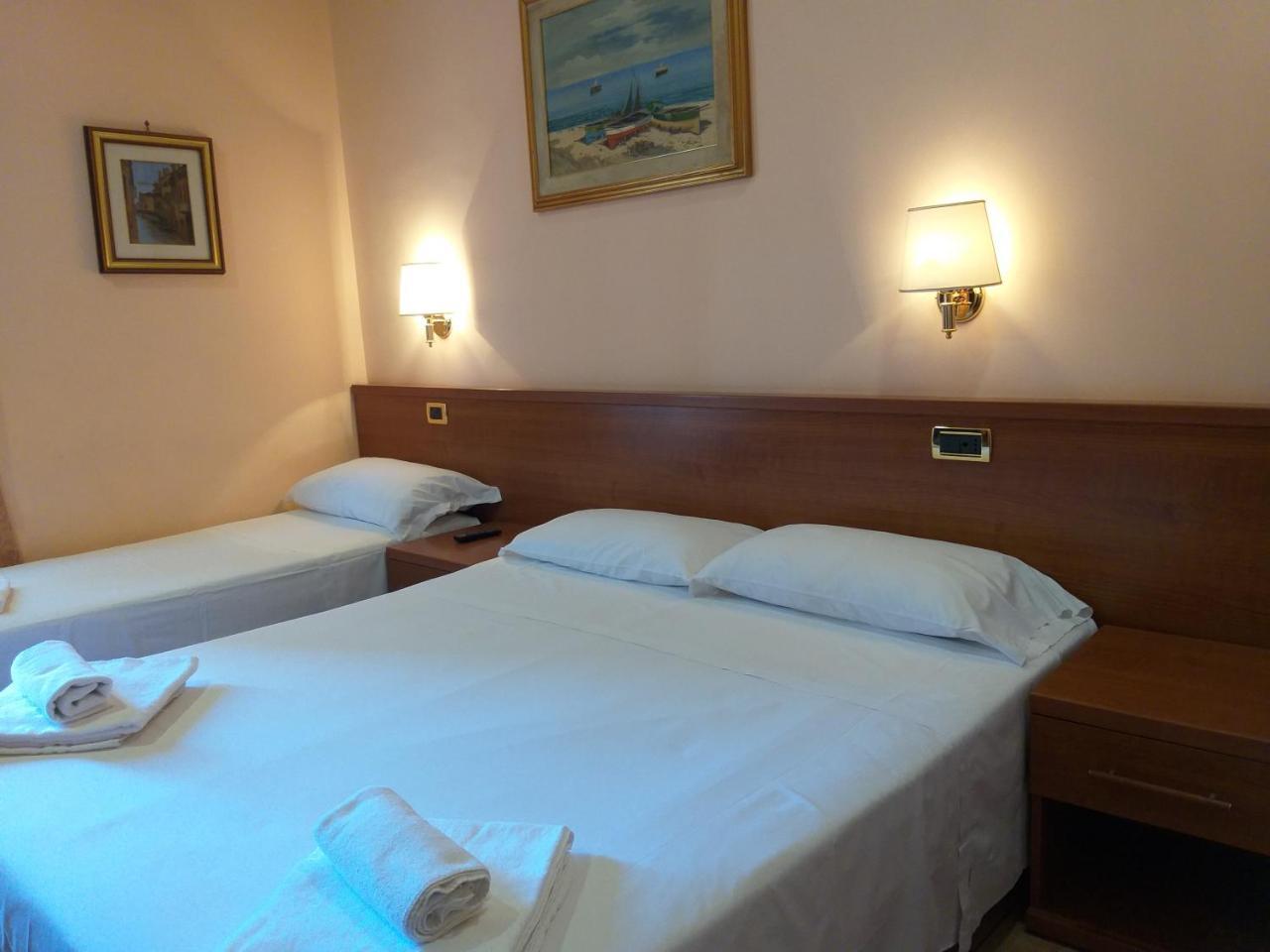 Alex City Inn III ローマ エクステリア 写真