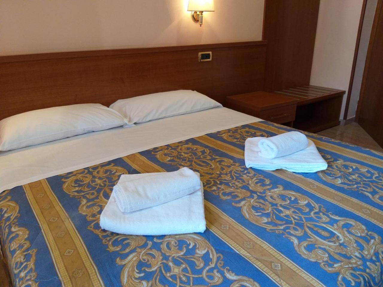 Alex City Inn III ローマ エクステリア 写真